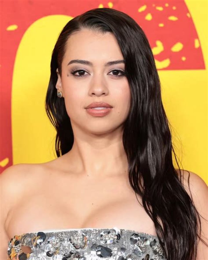 Amber Midthunder's Love Life Unveiled