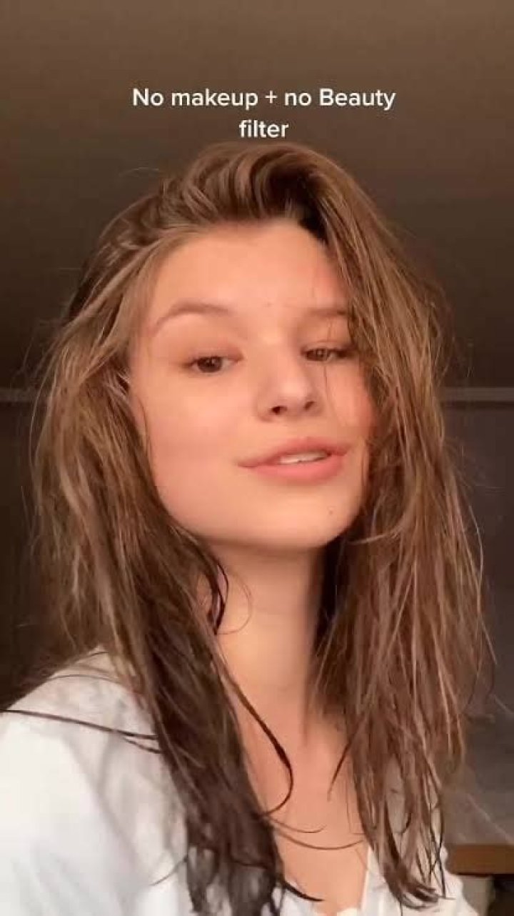 Brooke Monk Without Makeup: A Closer Look at Her Natural Beauty