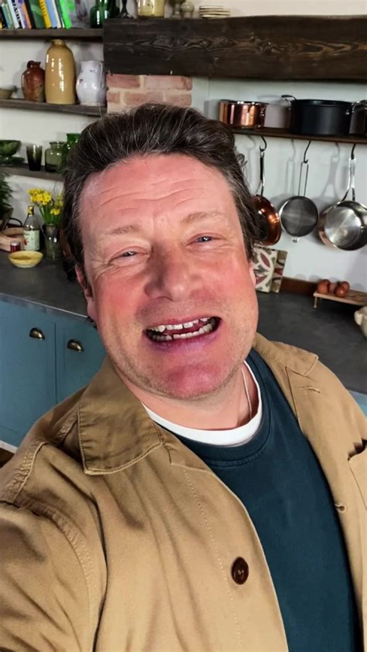 Does Jamie Oliver Have a Wife? Exploring the Life and Love of the Renowned Chef