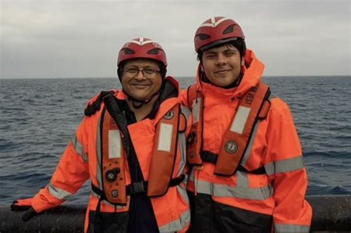 Exploring the Relationship of Anthony Kiedis and His 19-Year-Old Girlfriend: A Deep Dive