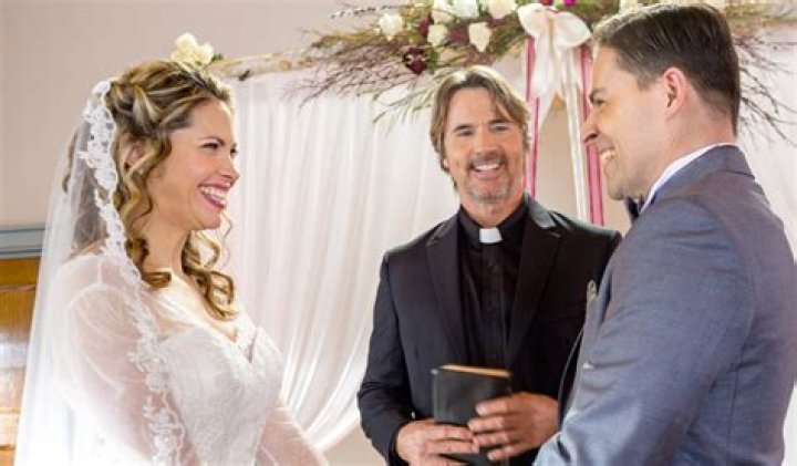 Is Pascale Hutton Married in Real Life? The Untold Story Behind the Actress