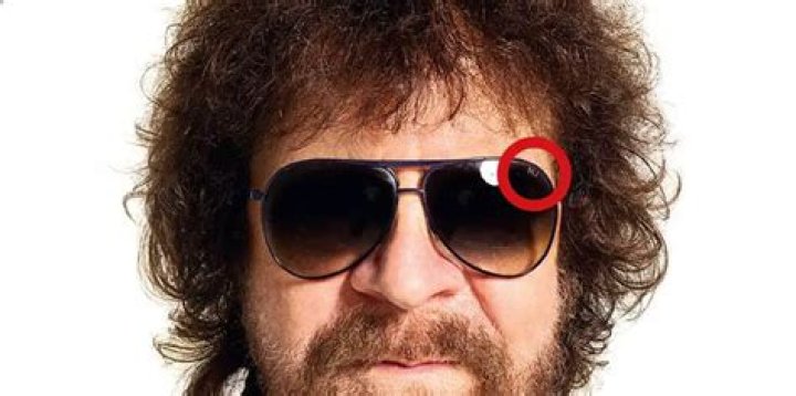 Jeff Lynne's Sunglasses: Iconic Style of a Rock Legend