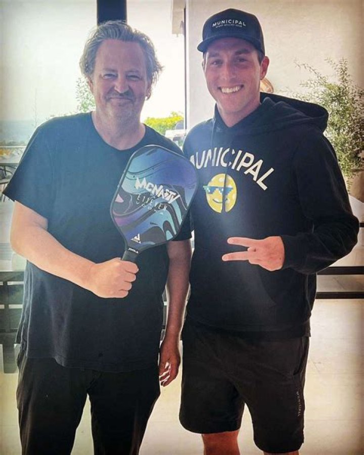 LISA FERGUSON AND MATTHEW PERRY: A DEEP DIVE INTO THEIR LIVES AND CONNECTIONS