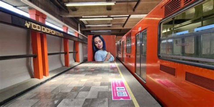 Luna Bella Metro Ciudad de Mexico Video: A Comprehensive Exploration