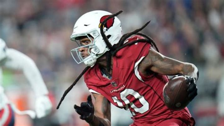 Maximize NFL Earnings Through Age, Contracts, And Income