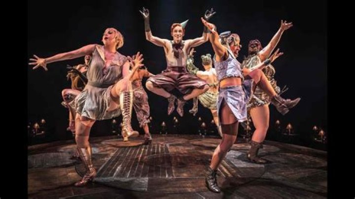 Review of Adam Lambert in Cabaret: A Dazzling Performance