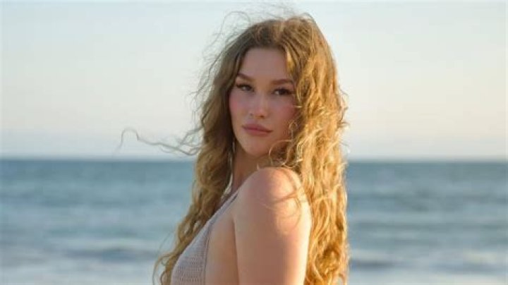 Sondra Blust OnlyFans: The Rise of a Social Media Sensation