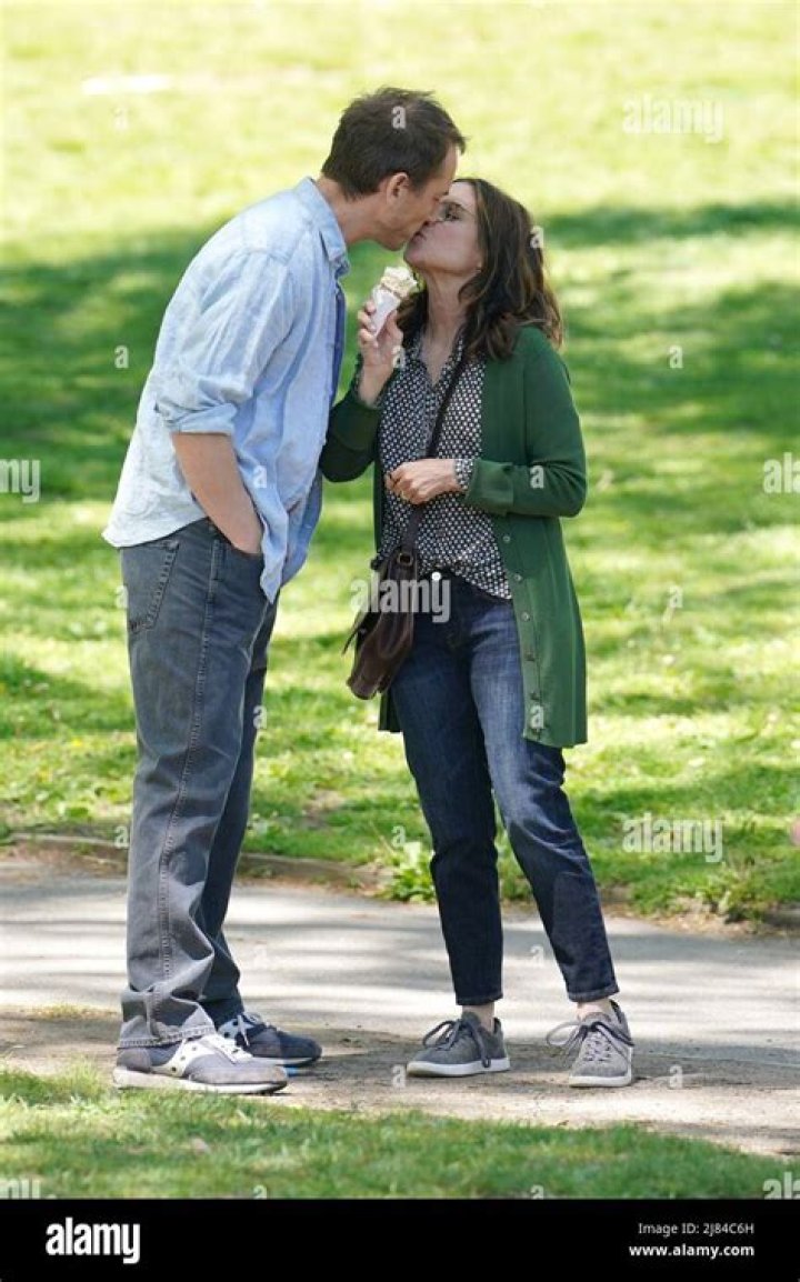 Tobias Menzies' Wife: A Deep Dive Into Their Relationship and Life Together