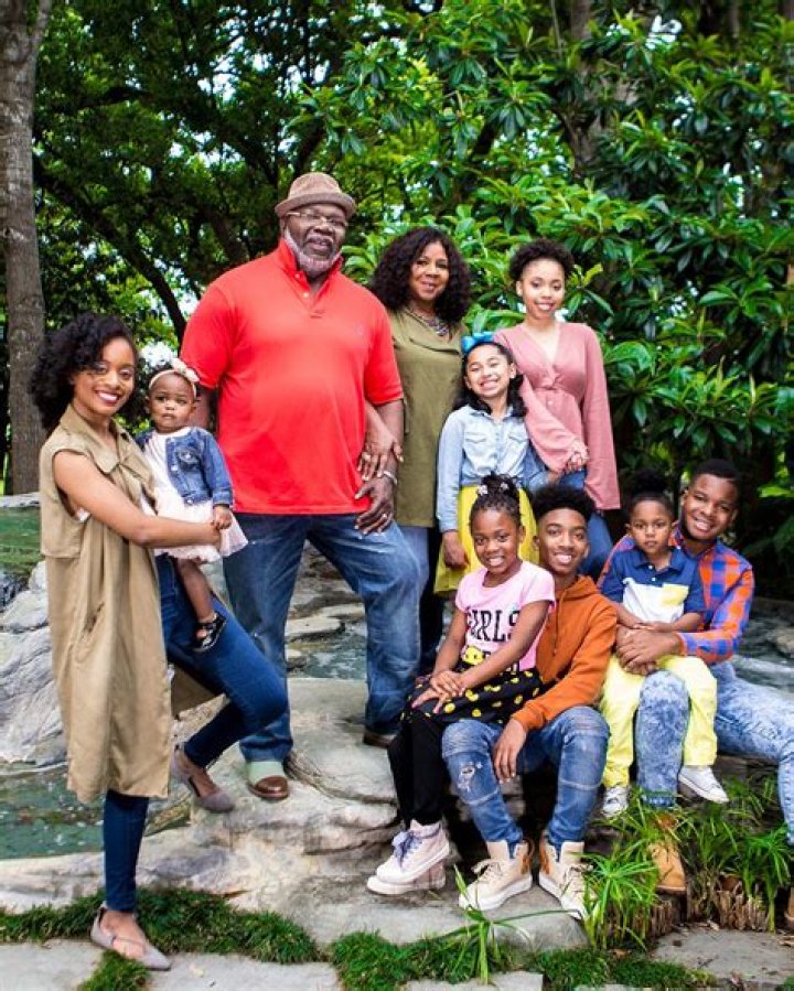 Uncover Hidden Insights Into The Extraordinary TD Jakes Family
