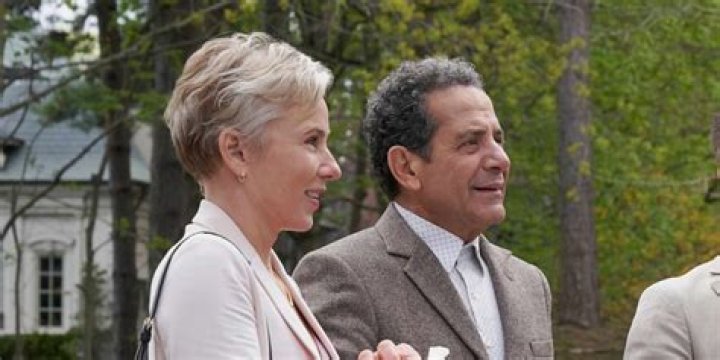 Uncover The Surprising Truth About Traylor Howard's Relationships