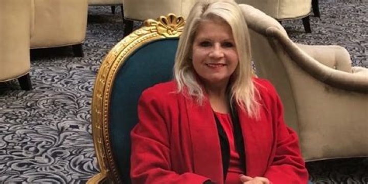 Uncover The Untold Story Of Linda Collins Smith: Behind The Iconic Voice