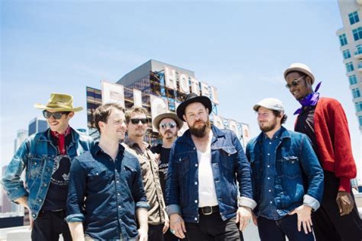 Unlocking The Secrets Of Nathaniel Rateliff's Towering Presence
