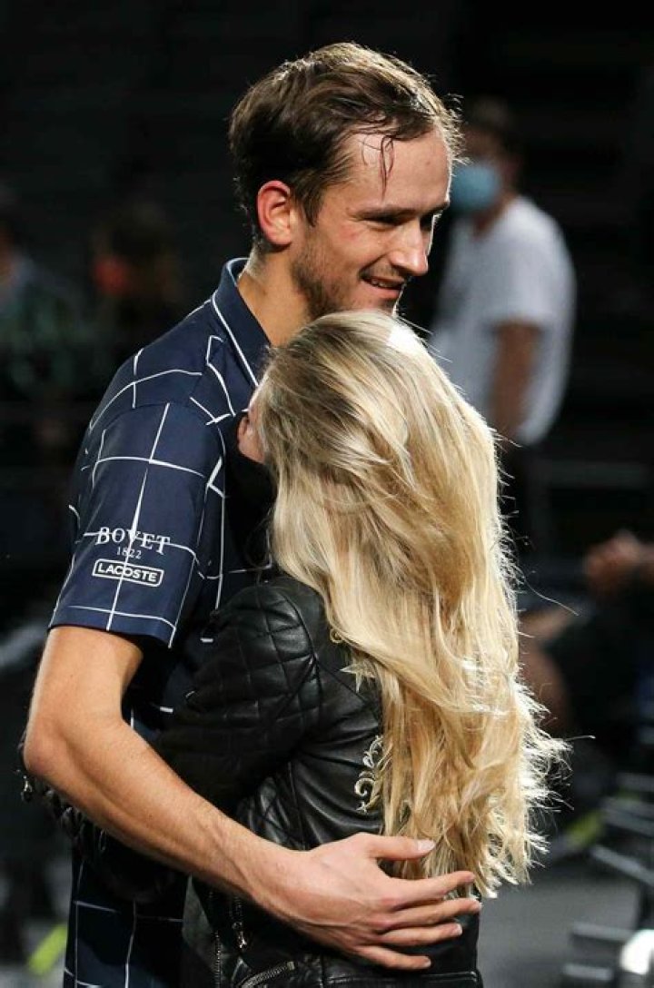 Unraveling The Height Of Medvedev's Wife