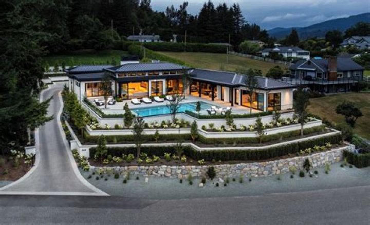 Unveiling The Art Of Custom Home Building: Discoveries From JW Builders