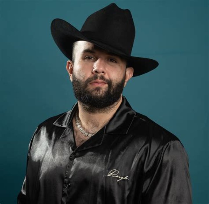 Unveiling The Heart Of "Carin Leon Family": Discoveries And Insights