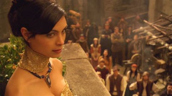 Unveiling The Intriguing Insights Behind Morena Baccarin's Height