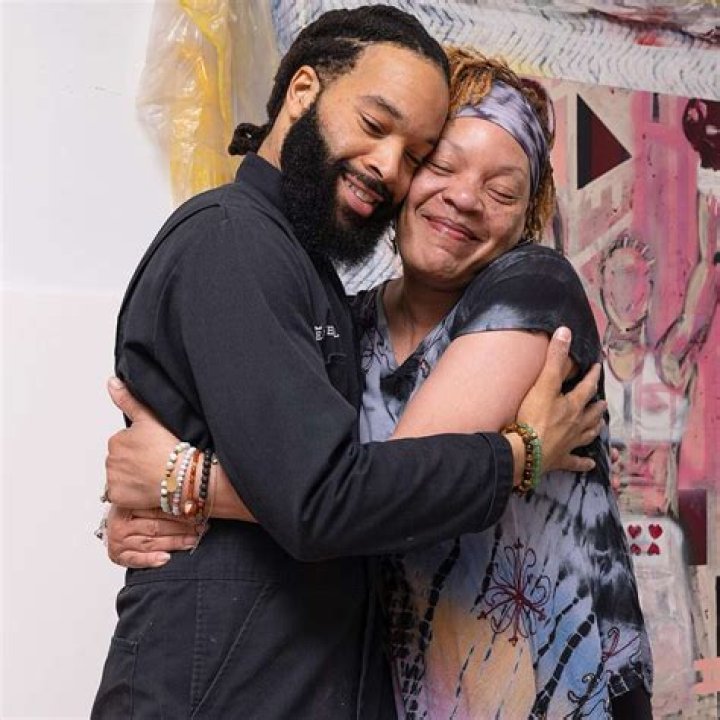 Unveiling the Life of LaRoyce Hawkins' Wife: A Deep Dive into Their Relationship