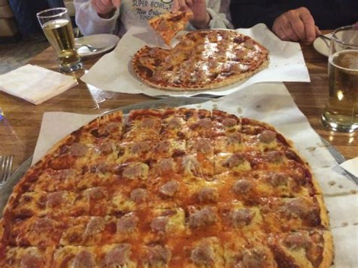 Unveiling The Secrets Behind Sam's Pizza Wausau's Culinary Success