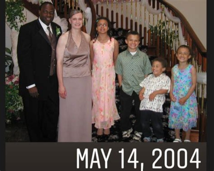 Unveiling The Unsung Hero: Sydney McLaughlin's Mom's Impact