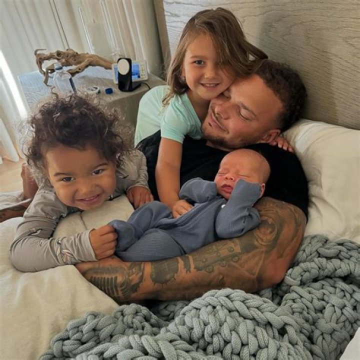 Who Is Kane Brown's Father?